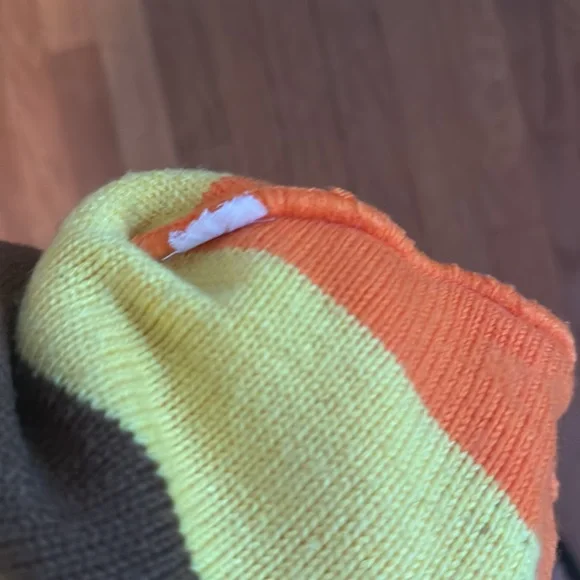 I Eat peanuts 🥜 Vintage hat - Picture 4 of 6